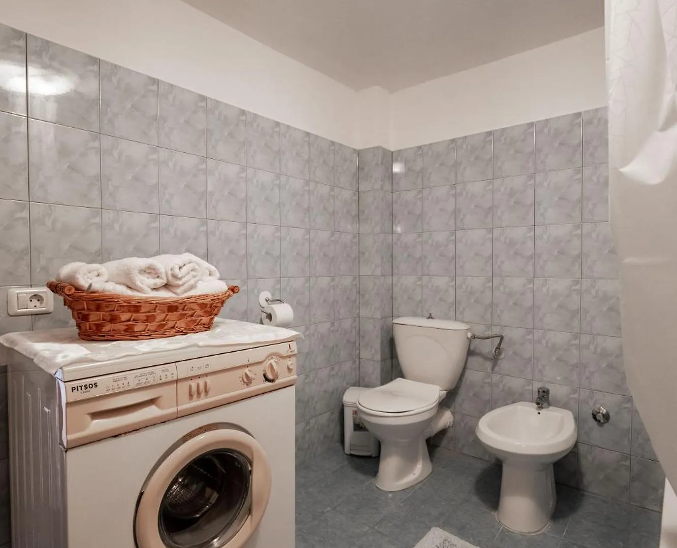 Thimios Rooms 2 Sarande