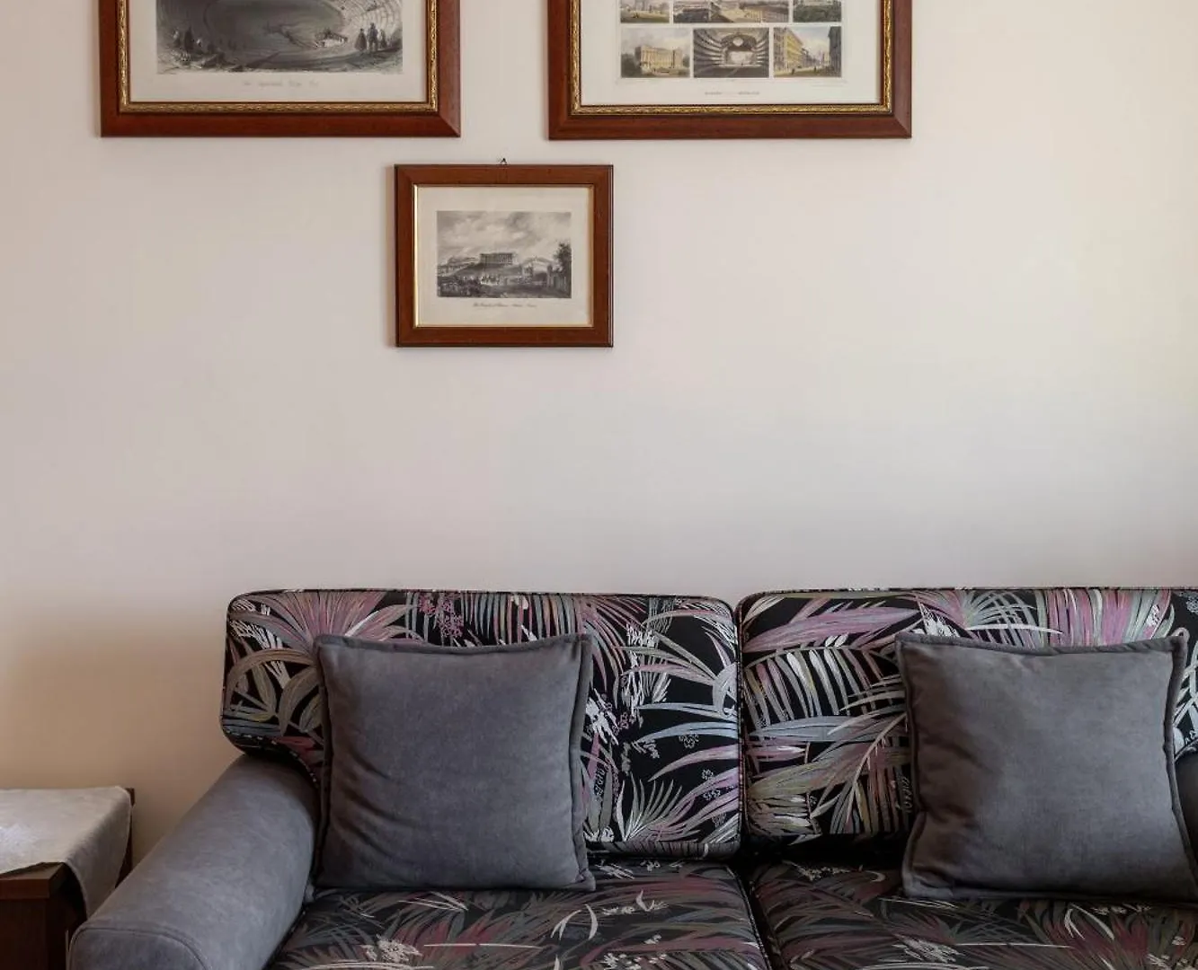 Thimios Rooms 2 Sarande Albania
