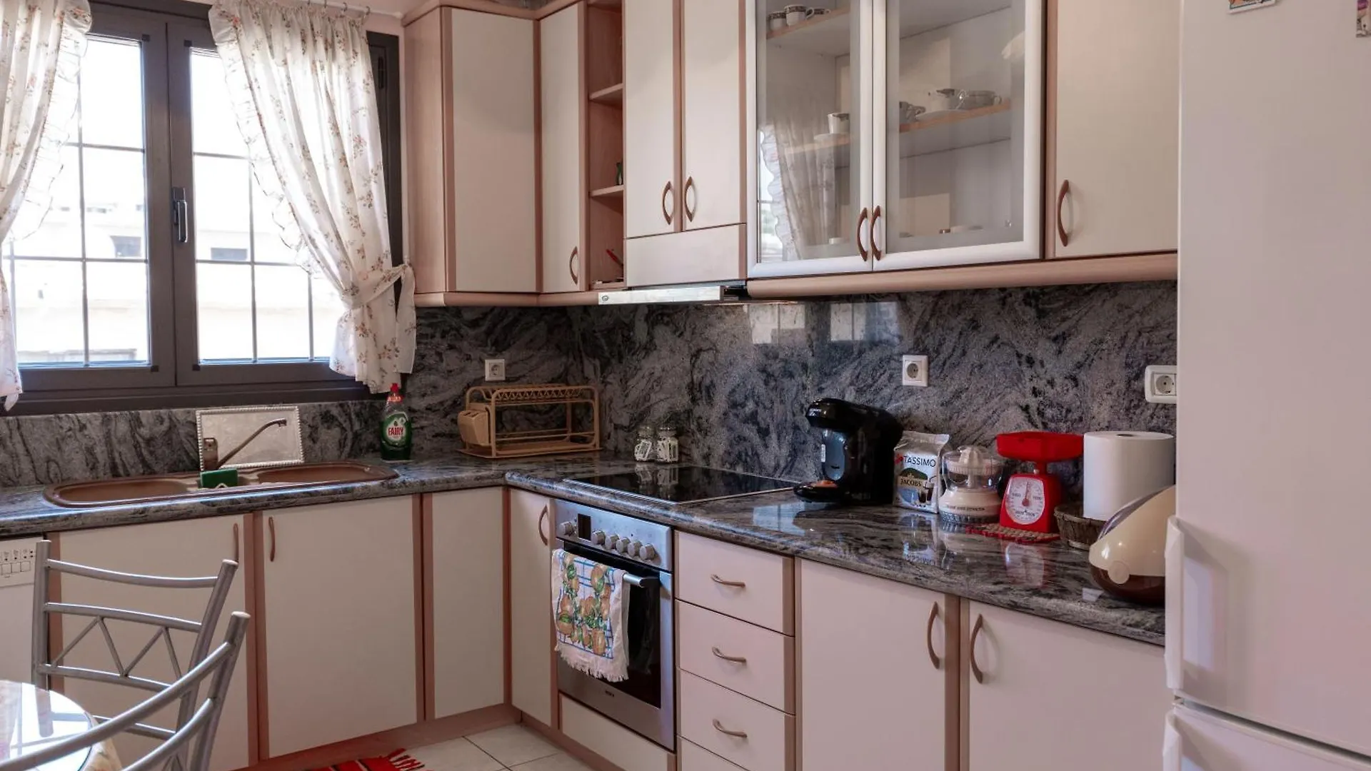 Apartment Thimios Rooms 2 Sarande Albania