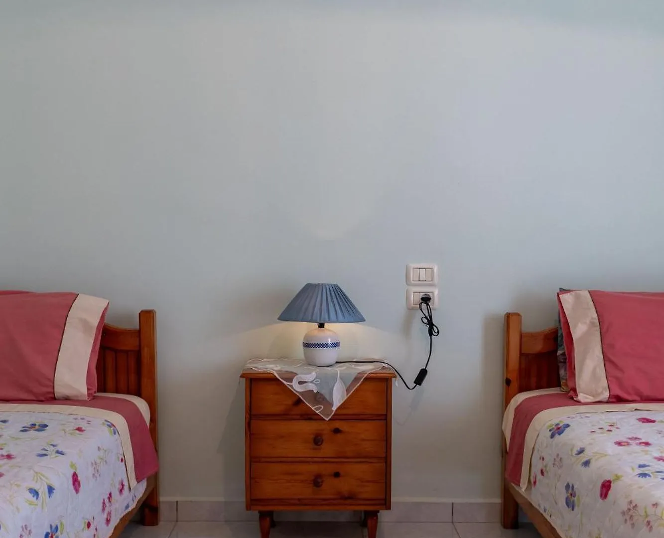 Thimios Rooms 2 Sarande Apartment